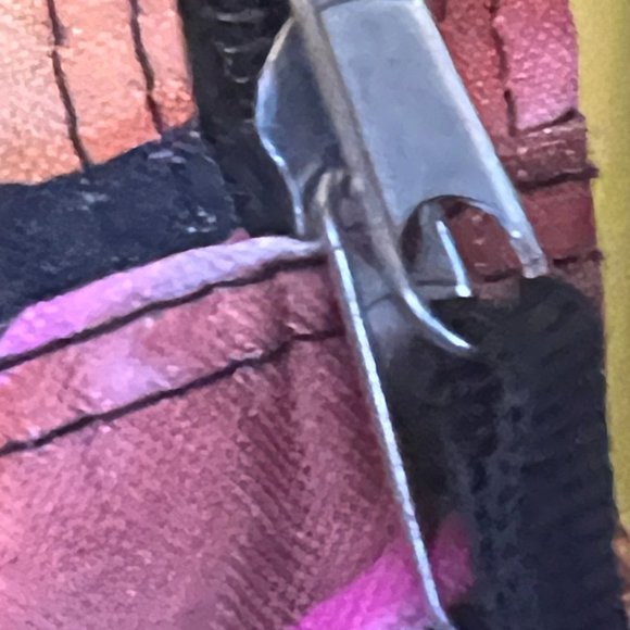 Accessory Innovations Donut Backpack - Picture 8 of 10